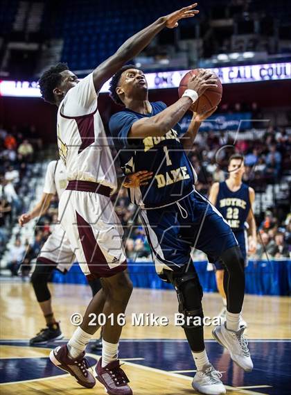 Thumbnail 3 in Sacred Heart vs. Notre Dame Catholic (CIAC Class M Final) photogallery.