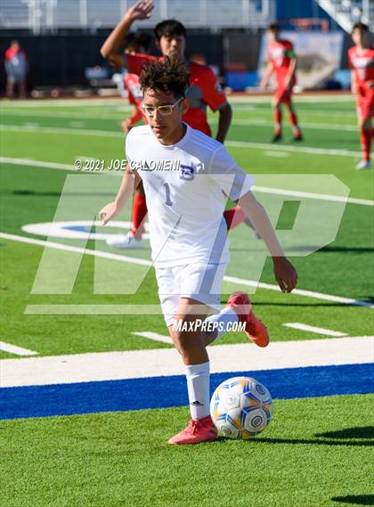 Thumbnail 2 in Lee [Robert E.] vs Boerne (Alamo Heights Tournament) photogallery.