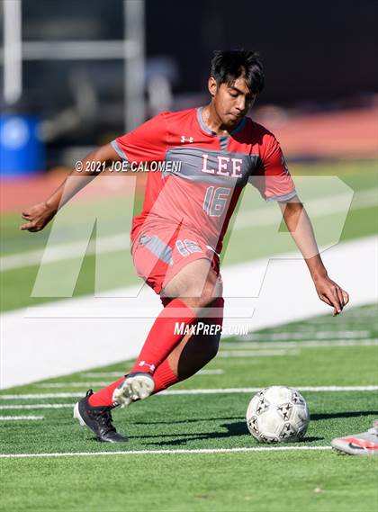 Thumbnail 1 in Lee [Robert E.] vs Boerne (Alamo Heights Tournament) photogallery.