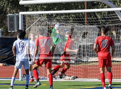Thumbnail 2 in Lee [Robert E.] vs Boerne (Alamo Heights Tournament) photogallery.