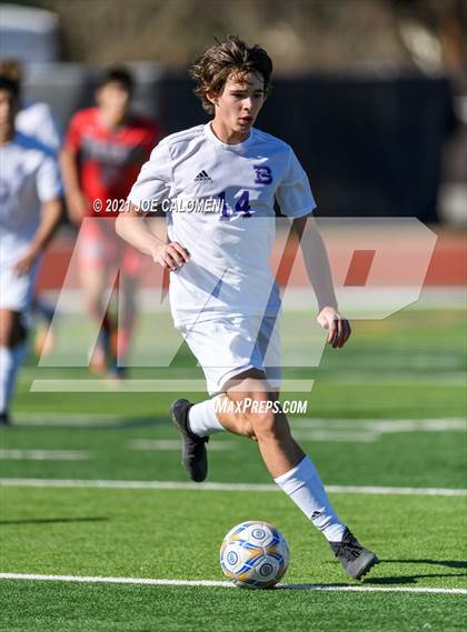 Thumbnail 1 in Lee [Robert E.] vs Boerne (Alamo Heights Tournament) photogallery.