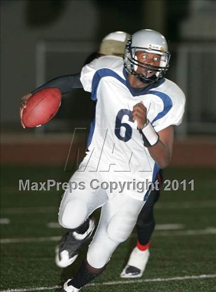 Thumbnail 2 in Douglass vs. Centennial  photogallery.