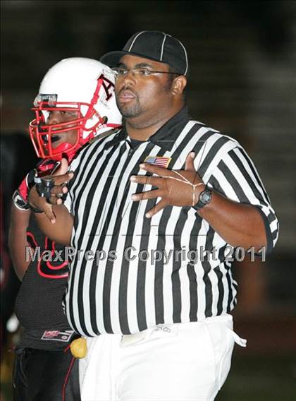 Thumbnail 3 in Douglass vs. Centennial  photogallery.