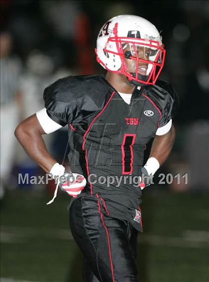Thumbnail 3 in Douglass vs. Centennial  photogallery.