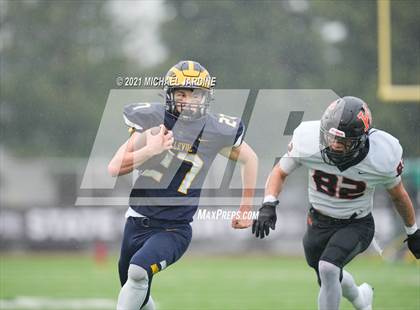 Thumbnail 1 in Bellevue vs. Kennewick (WIAA 3A Final) photogallery.