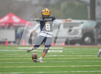 Thumbnail 2 in Bellevue vs. Kennewick (WIAA 3A Final) photogallery.