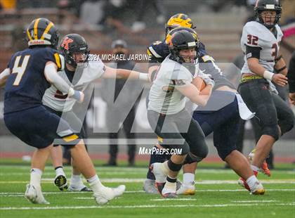 Thumbnail 2 in Bellevue vs. Kennewick (WIAA 3A Final) photogallery.