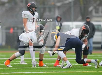 Thumbnail 1 in Bellevue vs. Kennewick (WIAA 3A Final) photogallery.