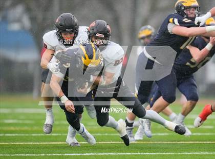 Thumbnail 2 in Bellevue vs. Kennewick (WIAA 3A Final) photogallery.