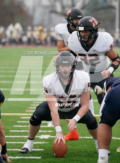 Thumbnail 3 in Bellevue vs. Kennewick (WIAA 3A Final) photogallery.