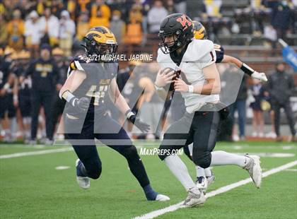 Thumbnail 1 in Bellevue vs. Kennewick (WIAA 3A Final) photogallery.