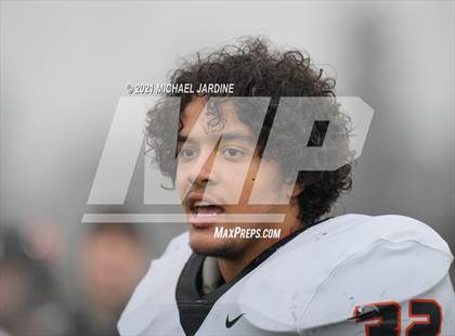 Thumbnail 1 in Bellevue vs. Kennewick (WIAA 3A Final) photogallery.