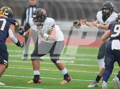 Thumbnail 1 in Bellevue vs. Kennewick (WIAA 3A Final) photogallery.