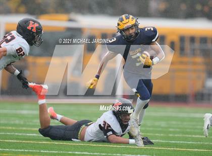 Thumbnail 2 in Bellevue vs. Kennewick (WIAA 3A Final) photogallery.