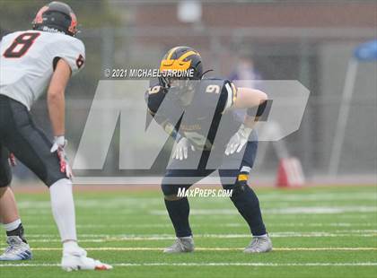 Thumbnail 2 in Bellevue vs. Kennewick (WIAA 3A Final) photogallery.