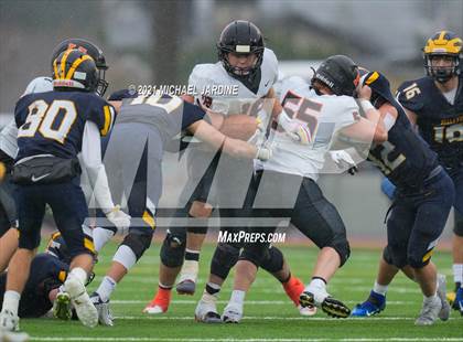 Thumbnail 2 in Bellevue vs. Kennewick (WIAA 3A Final) photogallery.