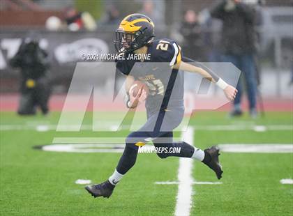 Thumbnail 2 in Bellevue vs. Kennewick (WIAA 3A Final) photogallery.