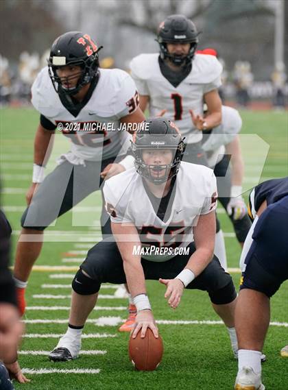 Thumbnail 2 in Bellevue vs. Kennewick (WIAA 3A Final) photogallery.