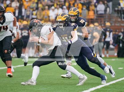 Thumbnail 3 in Bellevue vs. Kennewick (WIAA 3A Final) photogallery.
