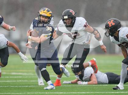 Thumbnail 1 in Bellevue vs. Kennewick (WIAA 3A Final) photogallery.