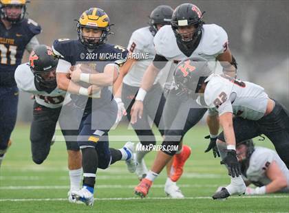 Thumbnail 3 in Bellevue vs. Kennewick (WIAA 3A Final) photogallery.