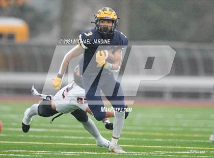 Thumbnail 2 in Bellevue vs. Kennewick (WIAA 3A Final) photogallery.