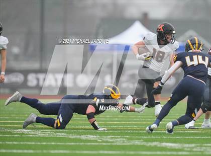 Thumbnail 3 in Bellevue vs. Kennewick (WIAA 3A Final) photogallery.
