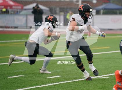 Thumbnail 3 in Bellevue vs. Kennewick (WIAA 3A Final) photogallery.