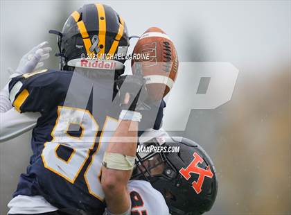 Thumbnail 1 in Bellevue vs. Kennewick (WIAA 3A Final) photogallery.