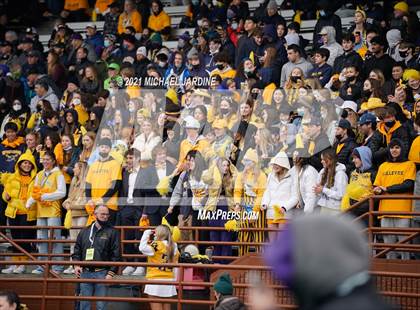Thumbnail 3 in Bellevue vs. Kennewick (WIAA 3A Final) photogallery.
