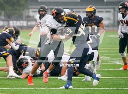 Thumbnail 1 in Bellevue vs. Kennewick (WIAA 3A Final) photogallery.