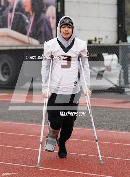 Thumbnail 2 in Bellevue vs. Kennewick (WIAA 3A Final) photogallery.