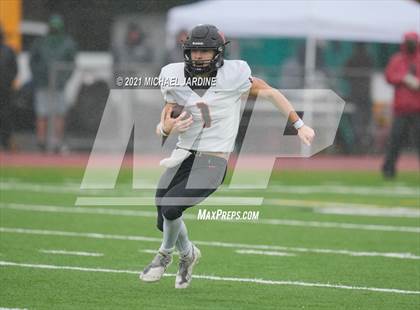 Thumbnail 2 in Bellevue vs. Kennewick (WIAA 3A Final) photogallery.