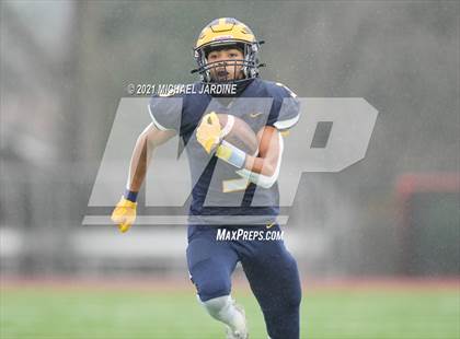 Thumbnail 3 in Bellevue vs. Kennewick (WIAA 3A Final) photogallery.