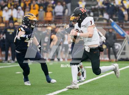 Thumbnail 2 in Bellevue vs. Kennewick (WIAA 3A Final) photogallery.