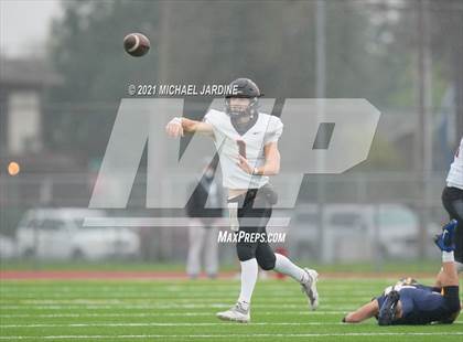 Thumbnail 1 in Bellevue vs. Kennewick (WIAA 3A Final) photogallery.