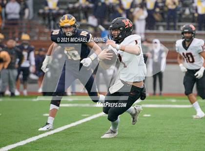 Thumbnail 1 in Bellevue vs. Kennewick (WIAA 3A Final) photogallery.