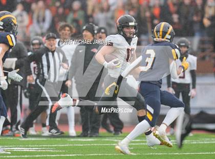 Thumbnail 1 in Bellevue vs. Kennewick (WIAA 3A Final) photogallery.