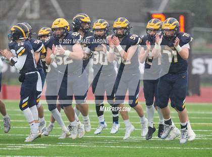 Thumbnail 1 in Bellevue vs. Kennewick (WIAA 3A Final) photogallery.