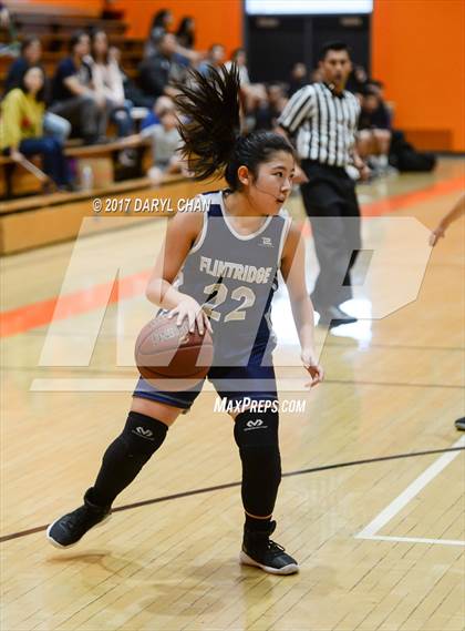 Thumbnail 2 in JV: Flintridge Prep @ South Pasadena photogallery.