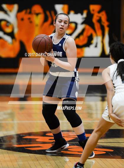 Thumbnail 1 in JV: Flintridge Prep @ South Pasadena photogallery.