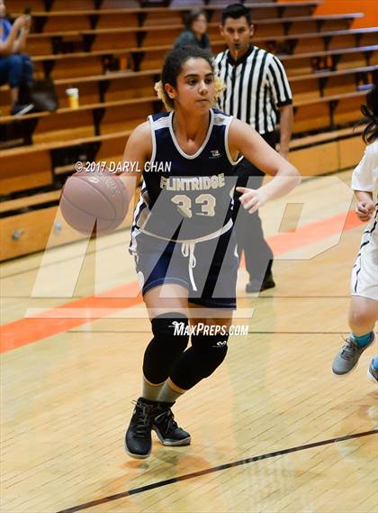 Thumbnail 3 in JV: Flintridge Prep @ South Pasadena photogallery.