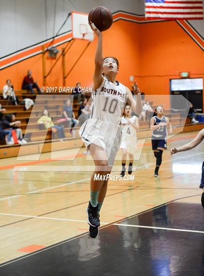 Thumbnail 3 in JV: Flintridge Prep @ South Pasadena photogallery.
