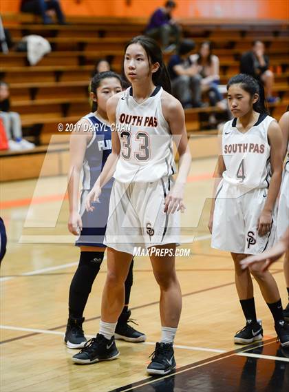 Thumbnail 1 in JV: Flintridge Prep @ South Pasadena photogallery.