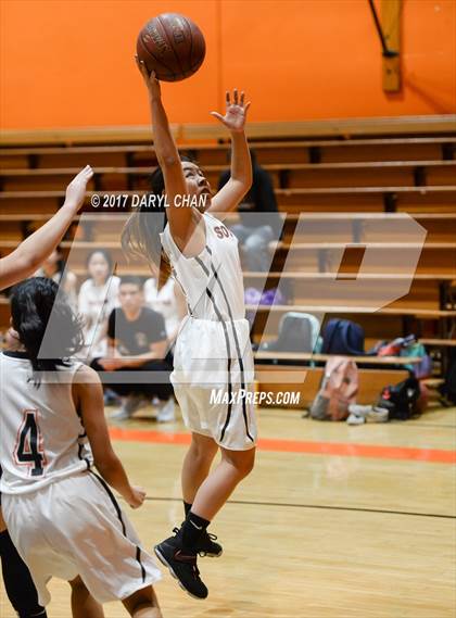 Thumbnail 2 in JV: Flintridge Prep @ South Pasadena photogallery.