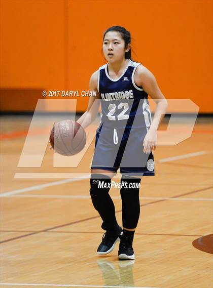 Thumbnail 2 in JV: Flintridge Prep @ South Pasadena photogallery.