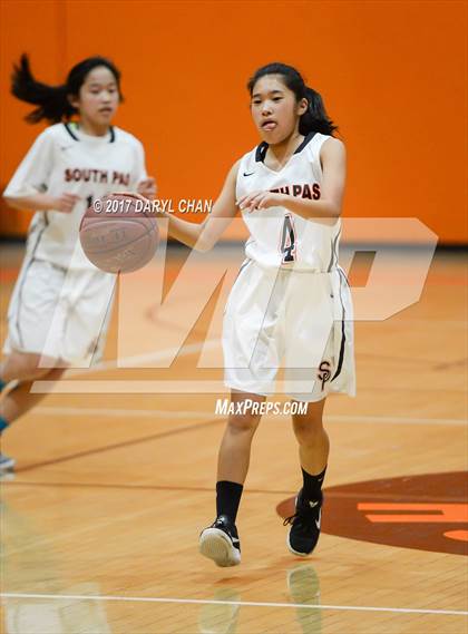 Thumbnail 2 in JV: Flintridge Prep @ South Pasadena photogallery.