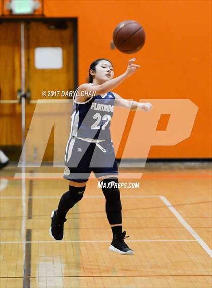 Thumbnail 2 in JV: Flintridge Prep @ South Pasadena photogallery.