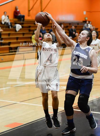 Thumbnail 3 in JV: Flintridge Prep @ South Pasadena photogallery.