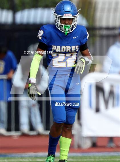 Thumbnail 2 in FR: De La Salle @ Junipero Serra photogallery.